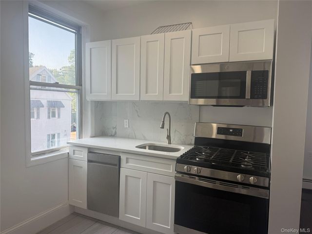 1916 Palmer Avenue 2R, Larchmont, NY 10538
