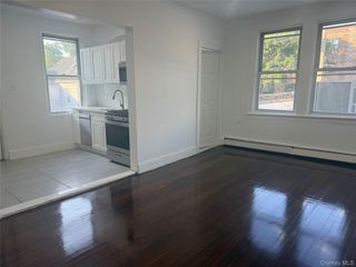1916 Palmer Avenue 2R, Larchmont, NY 10538
