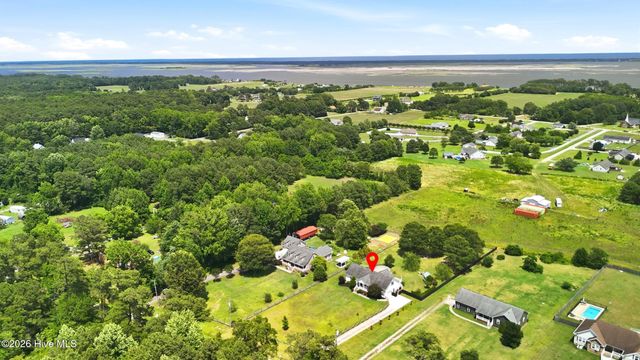 613 Knotts Island Road, Knotts Island, NC 27950