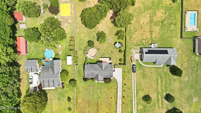 613 Knotts Island Road, Knotts Island, NC 27950