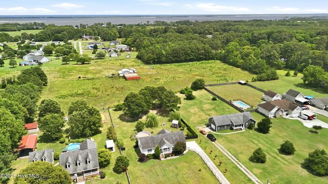 613 Knotts Island Road, Knotts Island, NC 27950