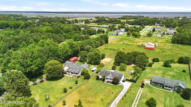 613 Knotts Island Road, Knotts Island, NC 27950
