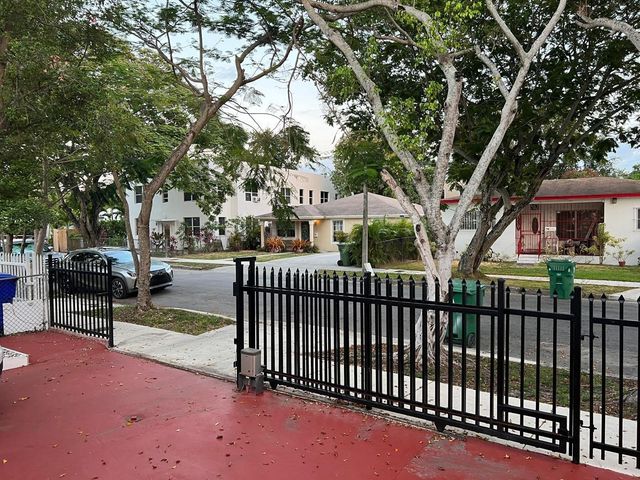 45 NE 50th Street, Miami, FL 33137