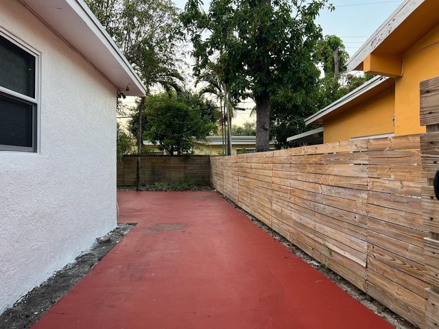 45 NE 50th Street, Miami, FL 33137