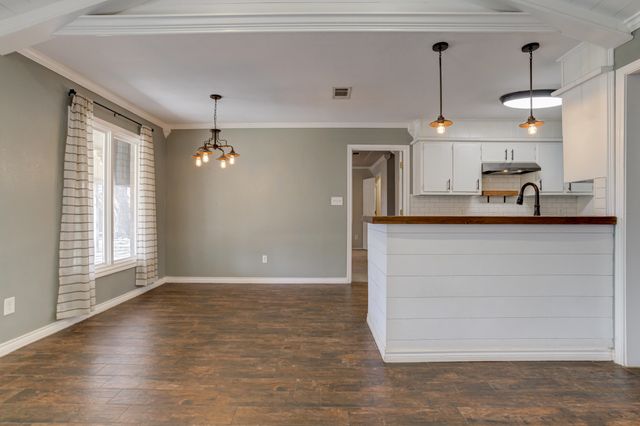 7106 Zoar Avenue, Lubbock, TX 79424