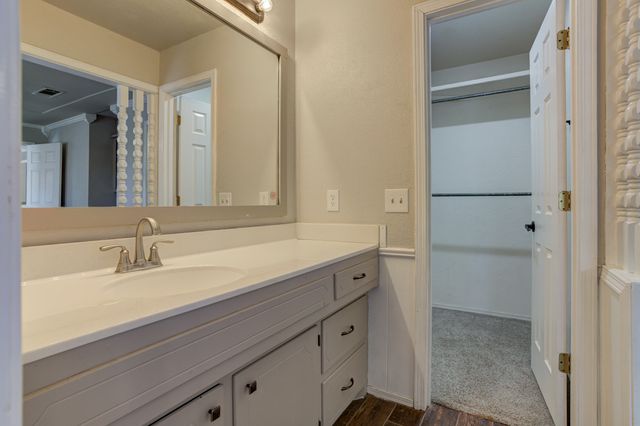 7106 Zoar Avenue, Lubbock, TX 79424