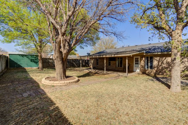7106 Zoar Avenue, Lubbock, TX 79424