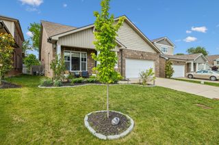 802 Carnation Dr, Smyrna, TN 37167