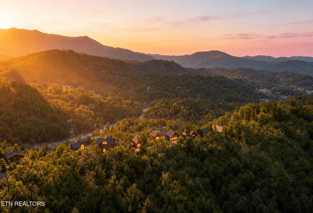 218 Pinnacle Drive, Gatlinburg, TN 37738
