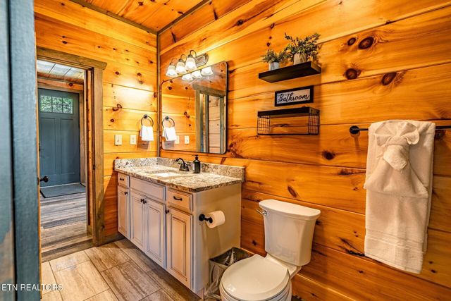 218 Pinnacle Drive, Gatlinburg, TN 37738