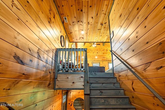218 Pinnacle Drive, Gatlinburg, TN 37738