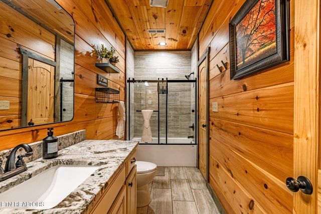 218 Pinnacle Drive, Gatlinburg, TN 37738