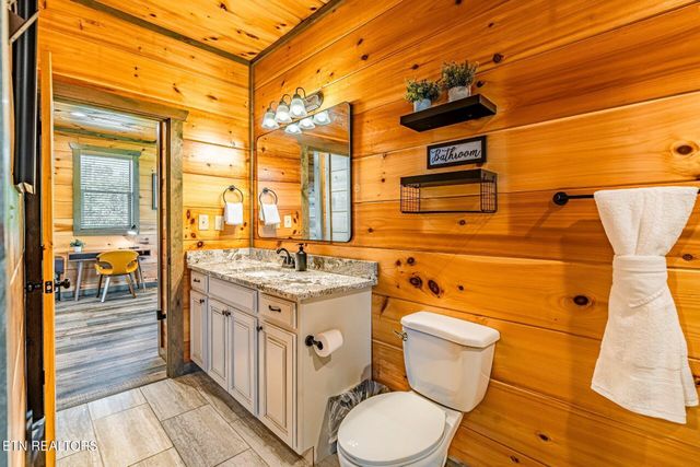 218 Pinnacle Drive, Gatlinburg, TN 37738