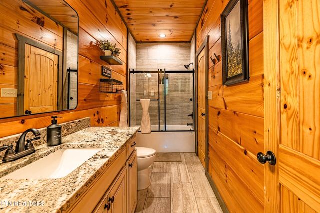 218 Pinnacle Drive, Gatlinburg, TN 37738