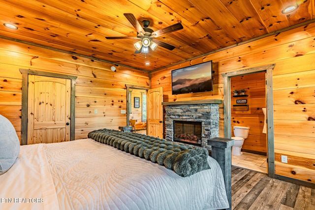 218 Pinnacle Drive, Gatlinburg, TN 37738