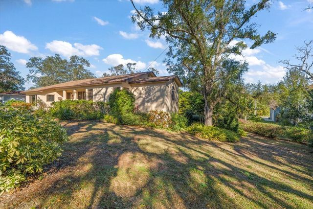 1524 MAPLE STREET, Clearwater, FL 33755