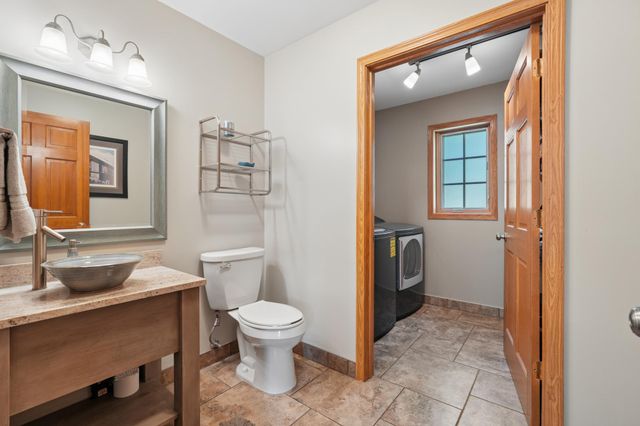 8850 Audubon Road, Chanhassen, MN 55317