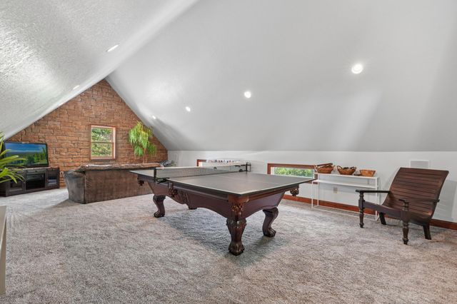 8850 Audubon Road, Chanhassen, MN 55317
