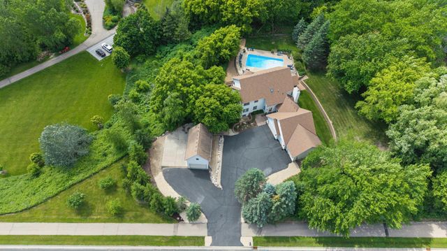 8850 Audubon Road, Chanhassen, MN 55317