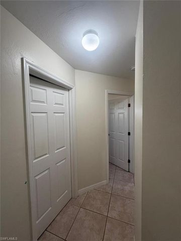 3915 SW 1st PL, Cape Coral, FL 33914