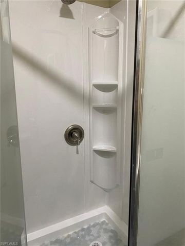 3915 SW 1st PL, Cape Coral, FL 33914