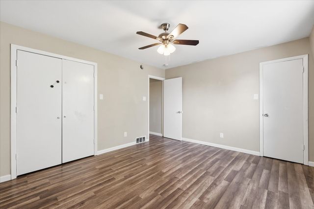 1910 W Sanford Street A, Arlington, TX 76012