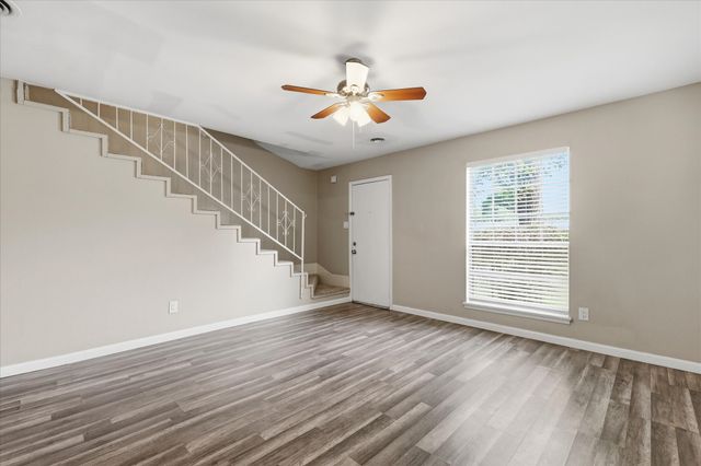 1910 W Sanford Street A, Arlington, TX 76012