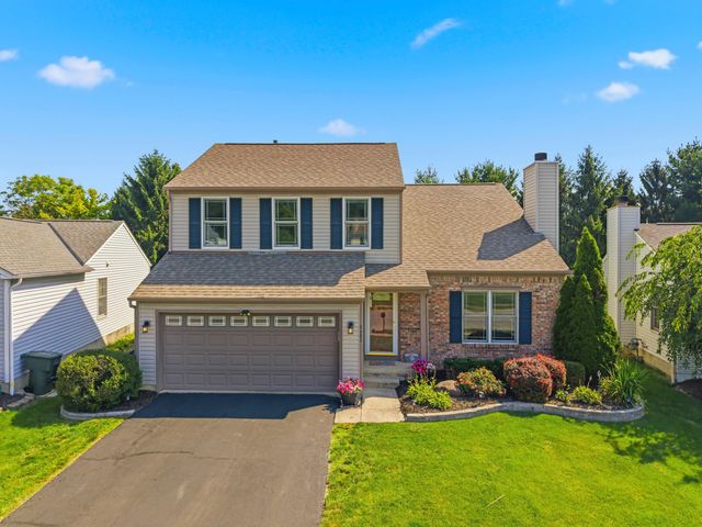 8482 Olenbrook Drive, Lewis Center, OH 43035