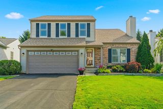 8482 Olenbrook Drive, Lewis Center, OH 43035