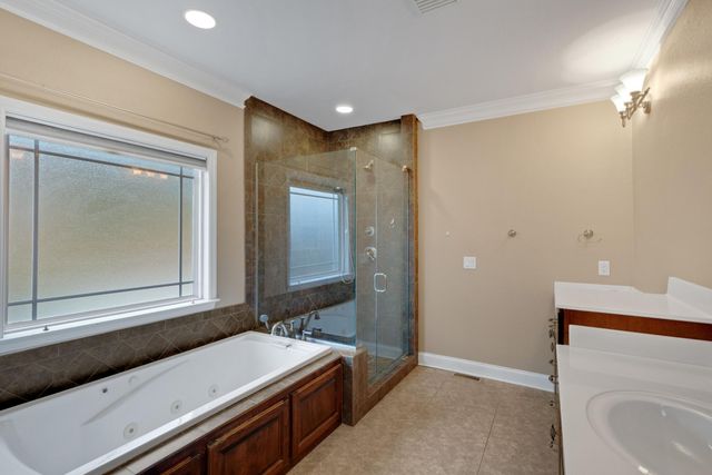 339 Knoll Creek Circle, Chattanooga, TN 37415