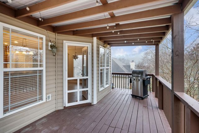 339 Knoll Creek Circle, Chattanooga, TN 37415