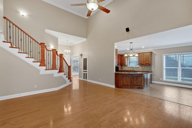 339 Knoll Creek Circle, Chattanooga, TN 37415