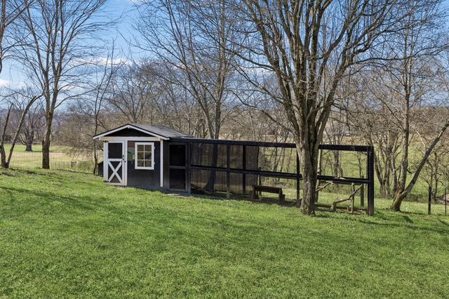 3188 Hampshire Pike, Mount Pleasant, TN 38474