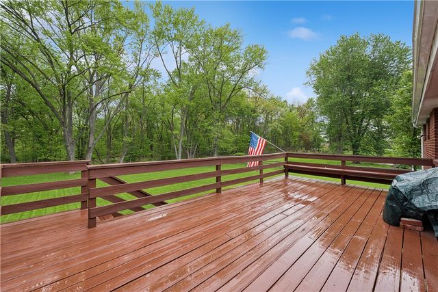 3305 Stag Drive, Hampton, PA 15044