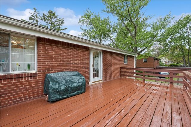 3305 Stag Drive, Hampton, PA 15044