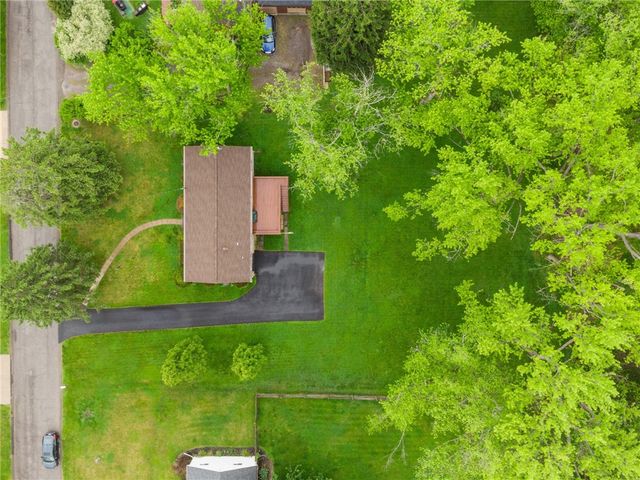 3305 Stag Drive, Hampton, PA 15044