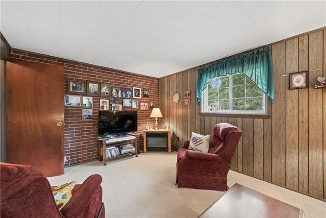 3305 Stag Drive, Hampton, PA 15044