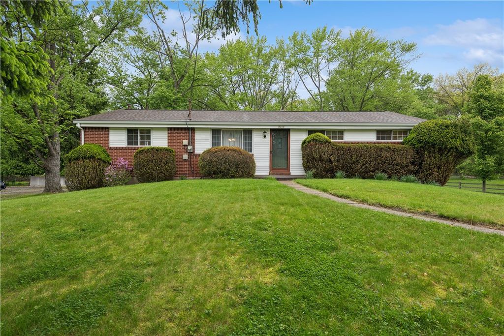 3305 Stag Drive, Hampton, PA 15044