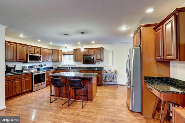 136 WOODCOCK AVE, Shepherdstown, WV 25443