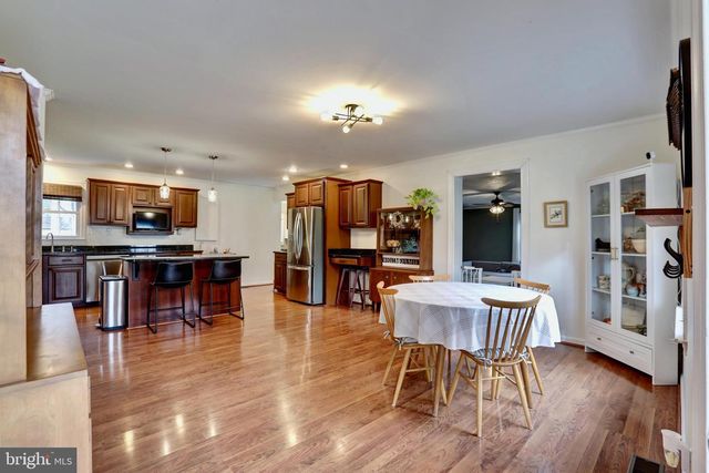 136 WOODCOCK AVE, Shepherdstown, WV 25443