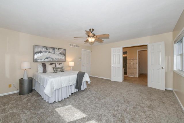2828 River Bluff DRIVE, Janesville, WI 53545