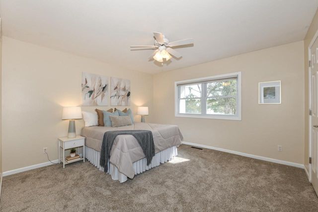 2828 River Bluff DRIVE, Janesville, WI 53545