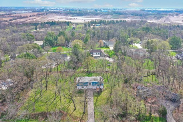 2828 River Bluff DRIVE, Janesville, WI 53545