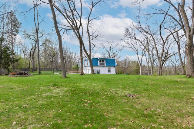 2828 River Bluff DRIVE, Janesville, WI 53545