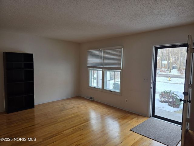 6731 Garden Road, Building 2, Maumee, OH 43537