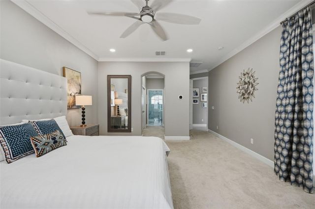 4618 AVENUE LONGCHAMPS, Lutz, FL 33558