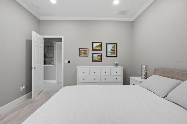 4618 AVENUE LONGCHAMPS, Lutz, FL 33558