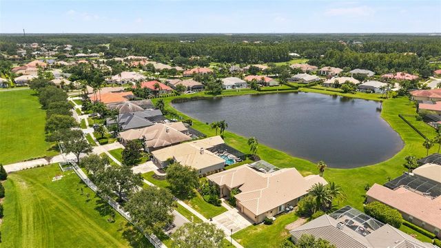 4618 AVENUE LONGCHAMPS, Lutz, FL 33558