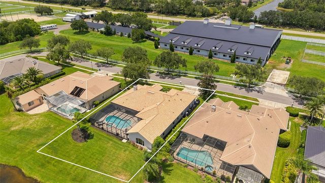 4618 AVENUE LONGCHAMPS, Lutz, FL 33558