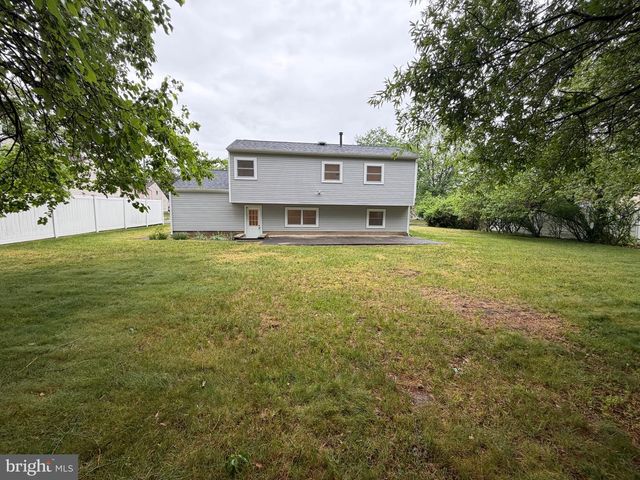 3 GREENWAY STREET, Hazlet, NJ 07730